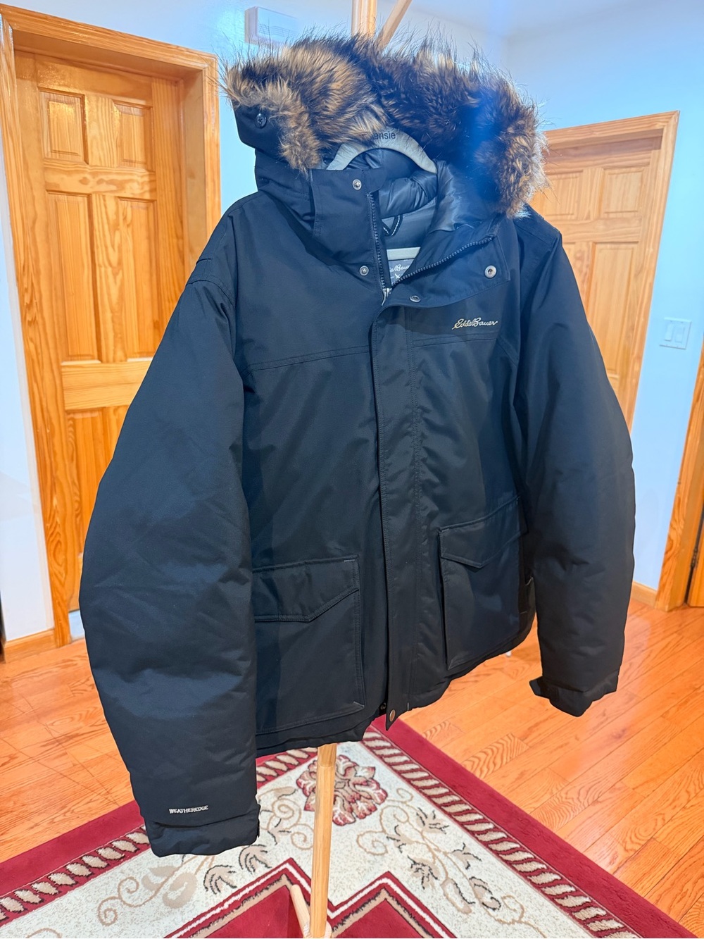 Eddie Bauer Men,s  Black Hooded Parka with Faux Fur Trim Weatheredge jacket